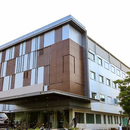 Oyo 6472 Hotel Metropolitan Mohammadnagar 外观 照片